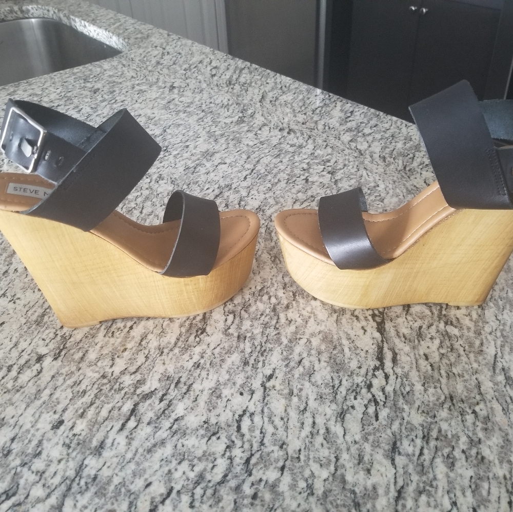 Steve Madden Wedge Sandal - Picture 7 of 7